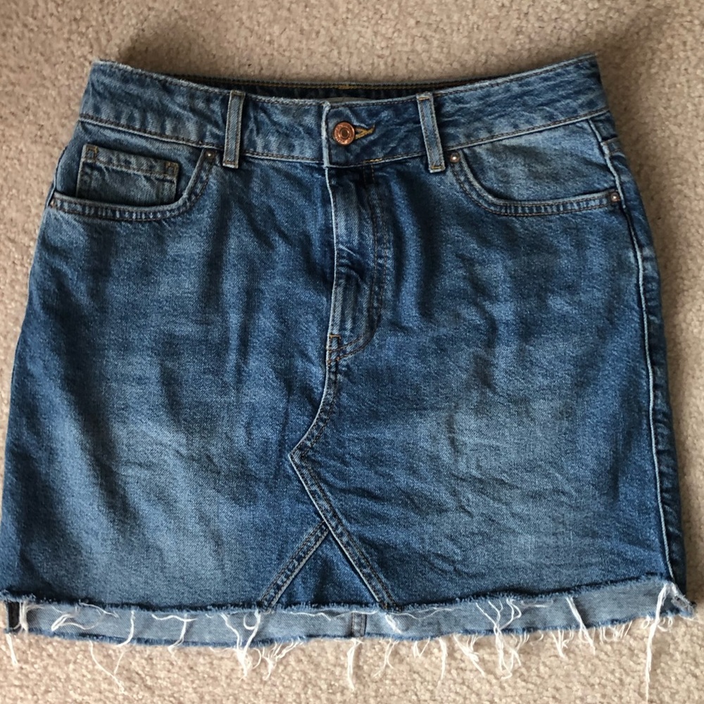 Forever 21 Distressed Denim Mini Skirt - Picture 4 of 6